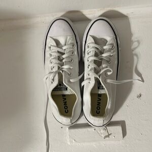 Barely used converse